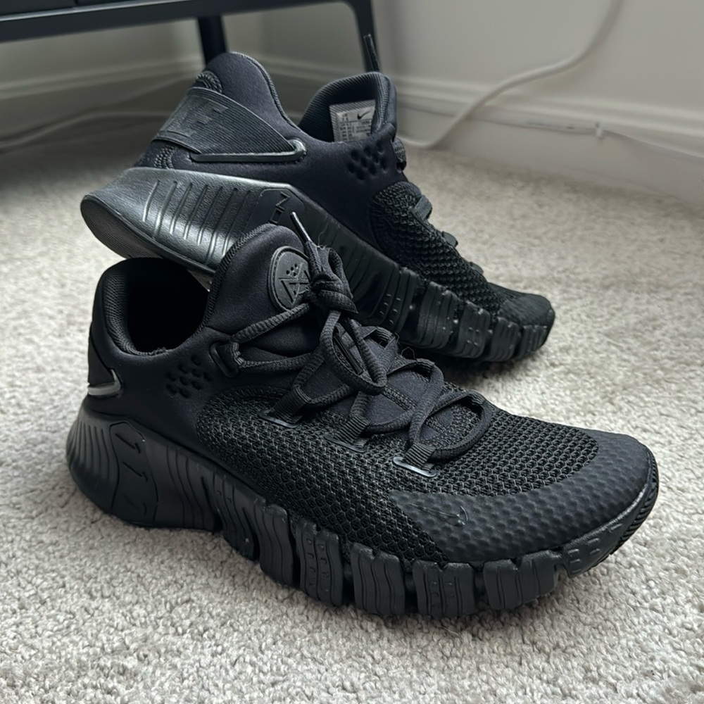 Excellent- Nike Metcon M7.5/W8 - 8.5 Blk